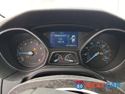 Zdjęcie 9 z 12 samochodu: 2014 FORD FOCUS SE VIN:1FADP3F26EL438265 - miniatura