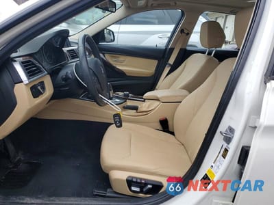 Zdjęcie 7 z 12 samochodu: 2017 BMW 320 XI VIN:WBA8E5G32HNU45238 - miniatura