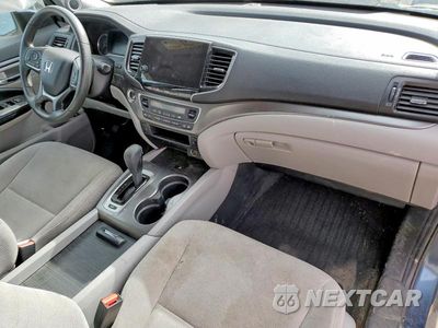 Zdjęcie 8 z 12 samochodu: 2020 HONDA PILOT EX VIN:5FNYF6H34LB064969 - miniatura