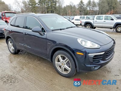 Czwarte zdjęcie samochodu z boku: 2016 PORSCHE CAYENNE VIN:WP1AF2A28GLA40297 - miniatura