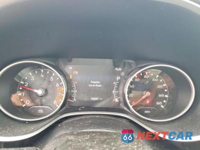 Zdjęcie 9 z 13 samochodu: 2018 JEEP COMPASS LIMITED VIN:3C4NJDCB0JT330863 - miniatura