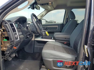 Zdjęcie 7 z 11 samochodu: 2016 RAM 1500 SLT VIN:3C6RR6LT2GG352161 - miniatura