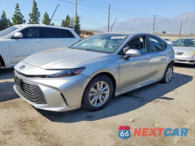 2026 TOYOTA CAMRY LE 4T1DAACK6TU686653 - główne zdjęcie licytacji z USA - miniatura