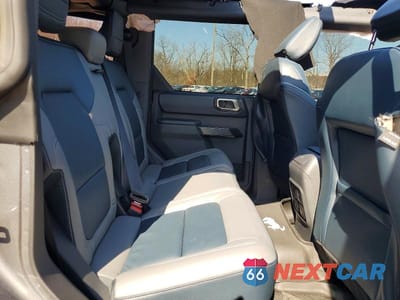 Zdjęcie 11 z 12 samochodu: 2024 FORD BRONCO OUTER BANKS VIN:1FMDE8BH1RLA97415 - miniatura