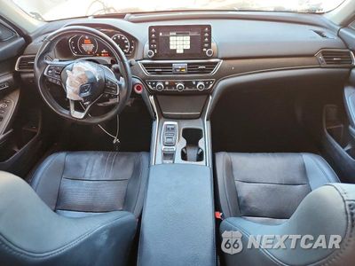 Zdjęcie 8 z 12 samochodu: 2020 HONDA ACCORD TOURING VIN:1HGCV2F92LA030276 - miniatura