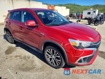 Czwarte zdjęcie samochodu z boku: 2019 MITSUBISHI OUTLANDER SPORT ES VIN:JA4AP3AU9KU005576 - miniatura