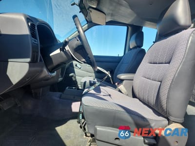 Zdjęcie 7 z 13 samochodu: 1997 NISSAN TRUCK XE VIN:1N6SD16SXVC432156 - miniatura