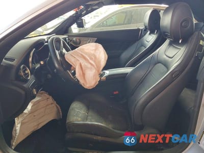 Zdjęcie 7 z 11 samochodu: 2018 MERCEDES-BENZ C 43 4MATIC AMG VIN:WDDWK6EB7JF707053 - miniatura