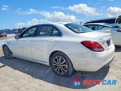 Drugie zdjęcie samochodu z przodu: 2017 MERCEDES-BENZ C 300 VIN:55SWF4JB1HU224731 - miniatura