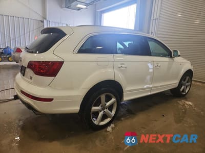 Trzecie zdjęcie samochodu z tyłu: 2010 AUDI Q7 PRESTIGE VIN:WA1WMAFE6AD007272 - miniatura