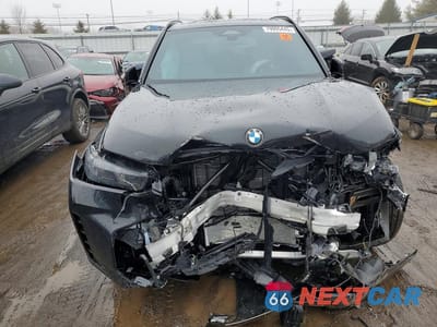Piąte zdjęcie samochodu w środku: 2026 BMW X5 XDRIVE40I VIN:5UX23EU03T9278199 - miniatura