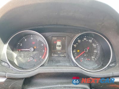Zdjęcie 9 z 12 samochodu: 2019 VOLKSWAGEN PASSAT SE R-LINE VIN:1VWMA7A36KC002575 - miniatura