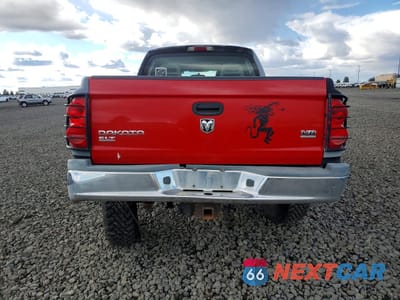 Zdjęcie 6 z 13 samochodu: 2005 DODGE DAKOTA QUAD SLT VIN:1D7HW48N85S245901 - miniatura