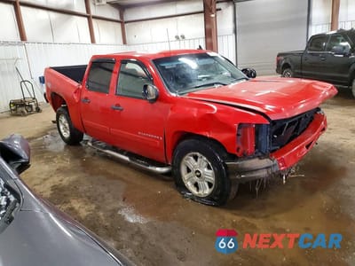 Czwarte zdjęcie samochodu z boku: 2007 CHEVROLET SILVERADO K1500 CREW CAB VIN:2GCEK13MX71694330 - miniatura