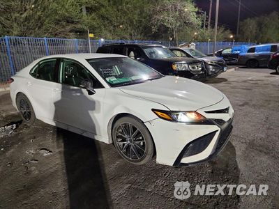 Czwarte zdjęcie samochodu z boku: 2022 TOYOTA CAMRY SE VIN:4T1G11AK0NU649651 - miniatura