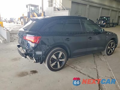 Trzecie zdjęcie samochodu z tyłu: 2022 AUDI Q5 PREMIUM PLUS 45 VIN:WA1EAAFY8N2064606 - miniatura