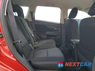 Zdjęcie 10 z 12 samochodu: 2016 MITSUBISHI OUTLANDER ES VIN:JA4AD2A33GZ020725 - miniatura