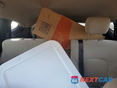 Zdjęcie 10 z 13 samochodu: 2017 HYUNDAI SANTA FE SPORT 2.4L VIN:5XYZUDLB4HG491520 - miniatura