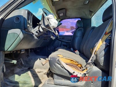 Zdjęcie 7 z 12 samochodu: 2001 CHEVROLET SILVERADO C2500 HEAVY DUTY VIN:1GCHC24U41E345992 - miniatura