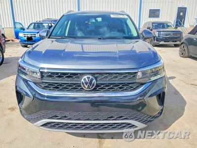 Piąte zdjęcie samochodu w środku: 2022 VOLKSWAGEN TAOS SE VIN:3VVWX7B24NM041783 - miniatura