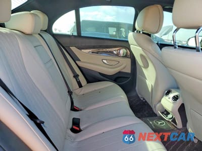 Zdjęcie 10 z 12 samochodu: 2017 MERCEDES-BENZ E 300 VIN:WDDZF4JB3HA286452 - miniatura