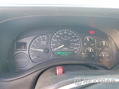 Zdjęcie 9 z 12 samochodu: 2002 CHEVROLET SILVERADO C1500 VIN:2GCEC19V521223630 - miniatura