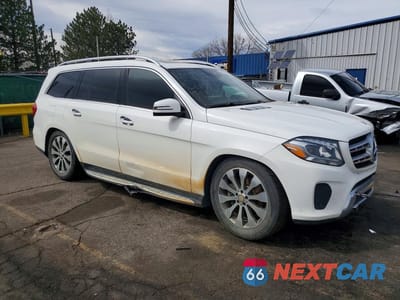 Czwarte zdjęcie samochodu z boku: 2017 MERCEDES-BENZ GLS 450 4MATIC VIN:4JGDF6EE7HA789188 - miniatura