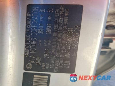 Zdjęcie 12 z 12 samochodu: 2010 KIA FORTE LX VIN:KNAFT4A25A5051844 - miniatura