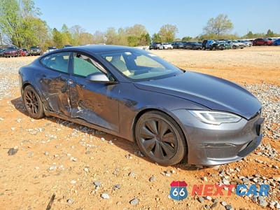 Czwarte zdjęcie samochodu z boku: 2021 TESLA MODEL S VIN:5YJSA1E50MF455695 - miniatura