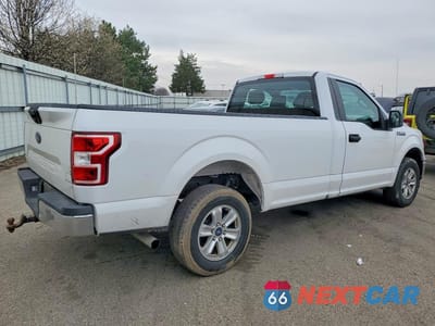 Trzecie zdjęcie samochodu z tyłu: 2019 FORD F150 VIN:1FTMF1C52KKD38830 - miniatura