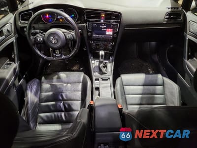 Zdjęcie 8 z 12 samochodu: 2017 VOLKSWAGEN GOLF R VIN:WVWVF7AU3HW170215 - miniatura