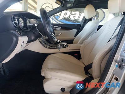 Zdjęcie 7 z 11 samochodu: 2019 MERCEDES-BENZ E 300 VIN:WDDZF4JB1KA525469 - miniatura