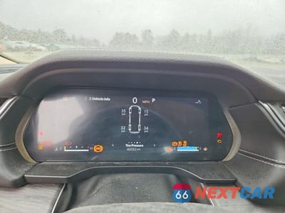 Zdjęcie 9 z 12 samochodu: 2022 JEEP GRAND CHEROKEE LIMITED VIN:1C4RJHBGXN8585174 - miniatura