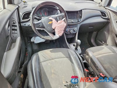 Zdjęcie 8 z 13 samochodu: 2018 CHEVROLET TRAX 1LT VIN:KL7CJLSB1JB675403 - miniatura