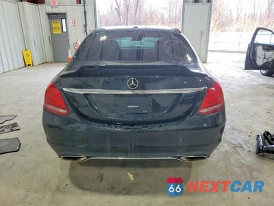 Zdjęcie 6 z 12 samochodu: 2015 MERCEDES-BENZ C 300 4MATIC VIN:55SWF4KB5FU030246 - miniatura