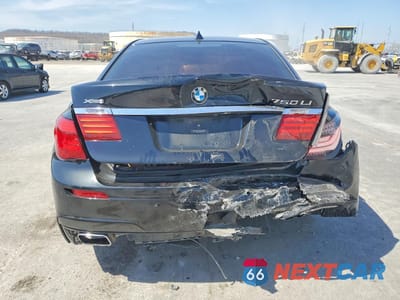 Zdjęcie 6 z 13 samochodu: 2015 BMW 750 LXI VIN:WBAYF8C57FD654550 - miniatura