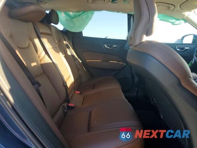 Zdjęcie 10 z 12 samochodu: 2019 VOLVO XC60 T5 INSCRIPTION VIN:LYV102DL7KB239507 - miniatura