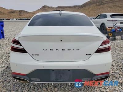 Zdjęcie 6 z 11 samochodu: 2022 GENESIS G70 3.3T STANDARD VIN:KMTG54TE0NU103726 - miniatura