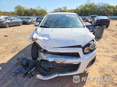 Piąte zdjęcie samochodu w środku: 2015 CHEVROLET SONIC LT VIN:1G1JD6SH3F4162052 - miniatura