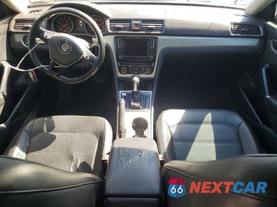 Zdjęcie 8 z 12 samochodu: 2019 VOLKSWAGEN PASSAT WOLFSBURG VIN:1VWLA7A38KC013394 - miniatura