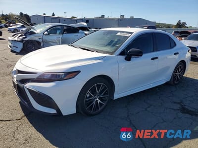 2023 TOYOTA CAMRY SE 4T1T11AK4PU773505 - główne zdjęcie licytacji z USA - miniatura