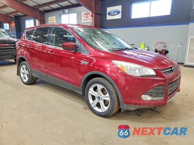 Czwarte zdjęcie samochodu z boku: 2016 FORD ESCAPE SE VIN:1FMCU9G90GUB49923 - miniatura