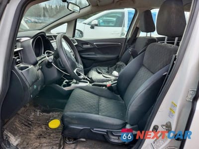 Zdjęcie 7 z 11 samochodu: 2015 HONDA FIT LX VIN:3HGGK5H51FM105966 - miniatura