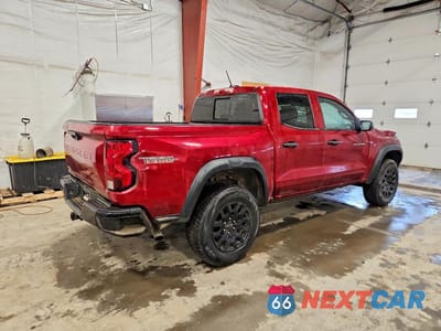 Trzecie zdjęcie samochodu z tyłu: 2024 CHEVROLET COLORADO TRAIL BOSS VIN:1GCPTEEK9R1218250 - miniatura