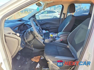 Zdjęcie 7 z 13 samochodu: 2016 FORD ESCAPE S VIN:1FMCU0F7XGUA53678 - miniatura