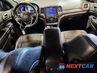 Zdjęcie 8 z 13 samochodu: 2019 JEEP GRAND CHEROKEE LAREDO VIN:1C4RJFAG3KC619549 - miniatura
