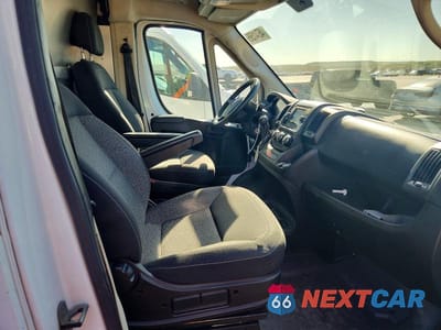Zdjęcie 11 z 13 samochodu: 2017 RAM PROMASTER 2500 DELIVERY VAN VIN:3C6TRVDG6HE543421 - miniatura