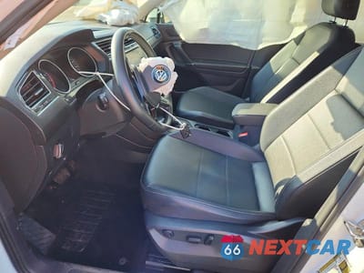 Zdjęcie 7 z 13 samochodu: 2020 VOLKSWAGEN TIGUAN SE VIN:3VV2B7AX7LM064398 - miniatura