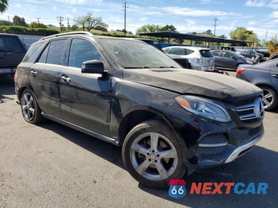 Czwarte zdjęcie samochodu z boku: 2016 MERCEDES-BENZ GLE 350 4MATIC VIN:4JGDA5HBXGA622087 - miniatura