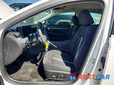 Zdjęcie 7 z 13 samochodu: 2025 HYUNDAI SONATA SEL VIN:KMHL64JA7SA441983 - miniatura